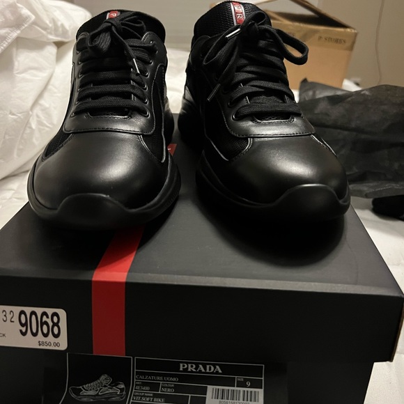 Brand new Prada - Picture 3 of 4